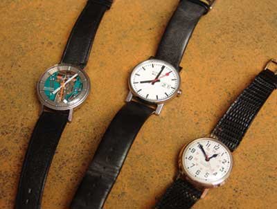 Bulova Accutron / Mondaine / Bulova Accutron Railroad Approved