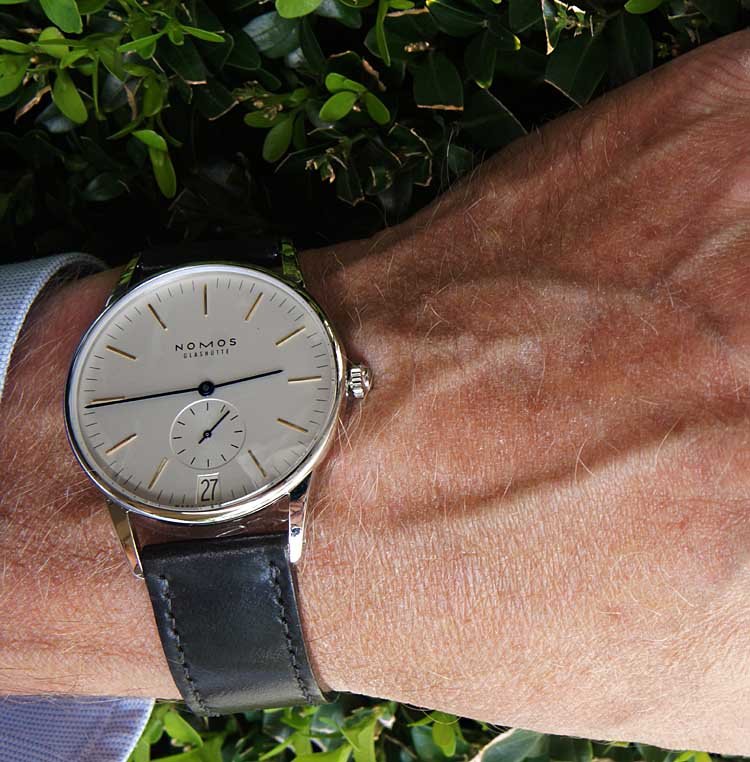QP Exclusieve Horloges - Nomos Glash�tte - Orion Datum